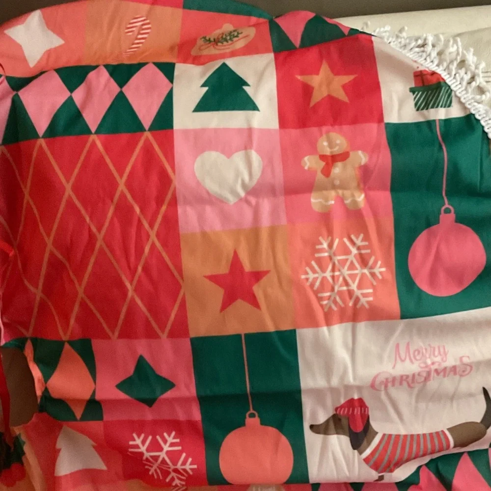 Festive Holiday Tree Skirt with Fringe